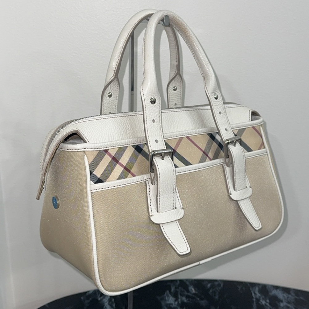 BURBERRY Leather Nylon Canvas Handbag Beige Ivory
Handbag AUTHENTIC - Picture 1 of 16
